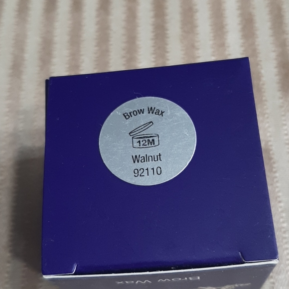 Acti-Labs Brow Wax - Picture 3 of 4